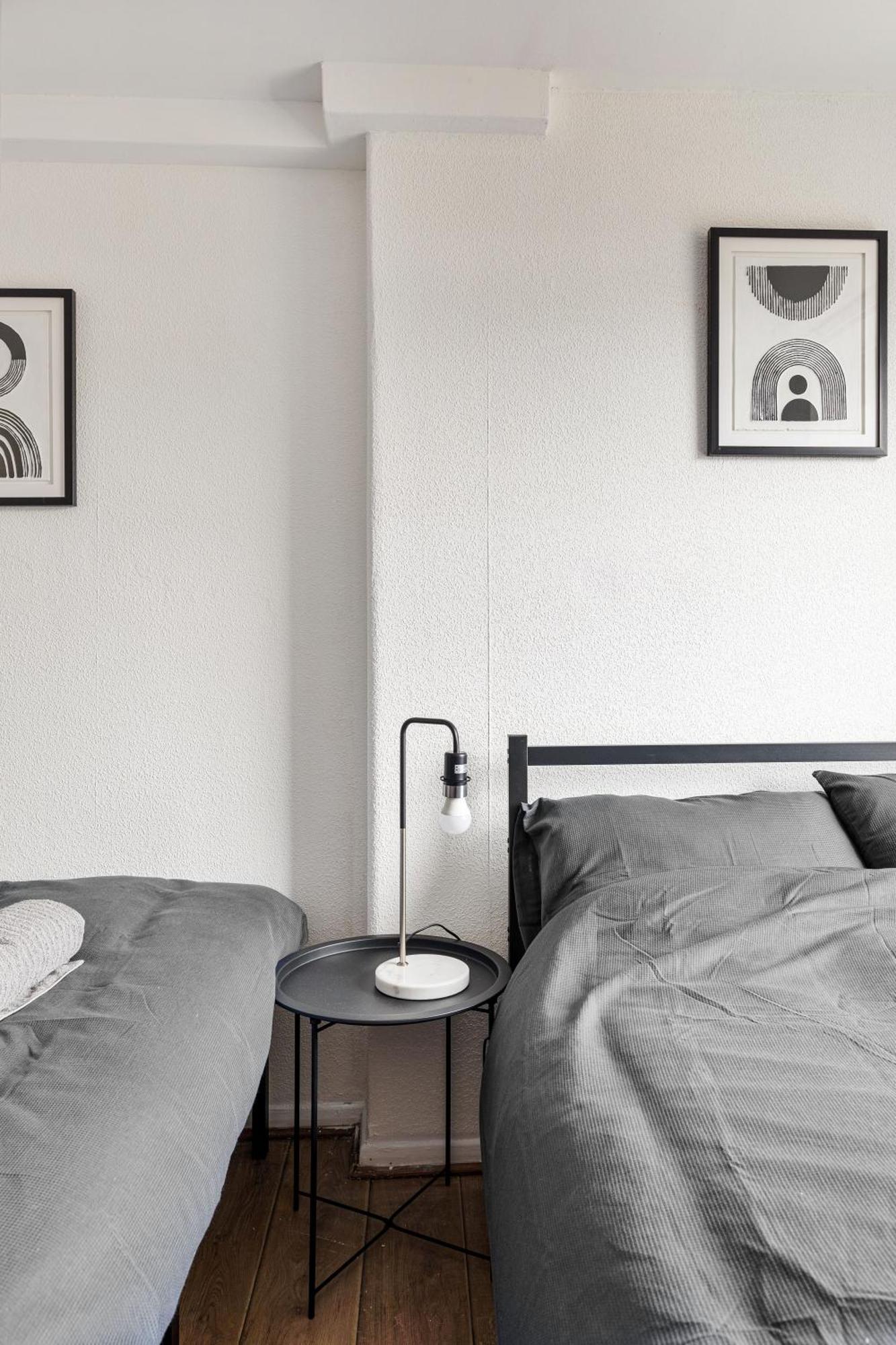 Sleek Shoreditch Hideout - 2 Bed Gem With Balcony In Apartamento